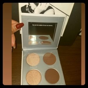 Pur sculptor palette